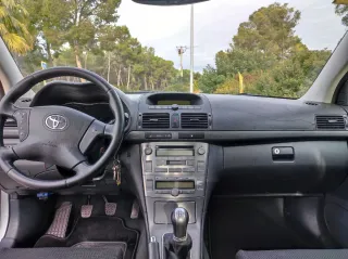 Toyota Avensis 2003