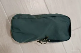 Cramponi da montagna con cinghie