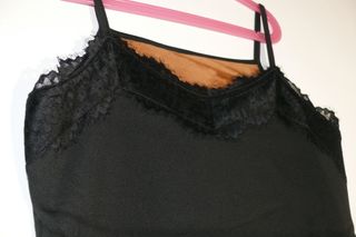Top de alças com renda