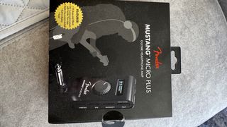 Mini amplificador Fender Mustang Micro Plus