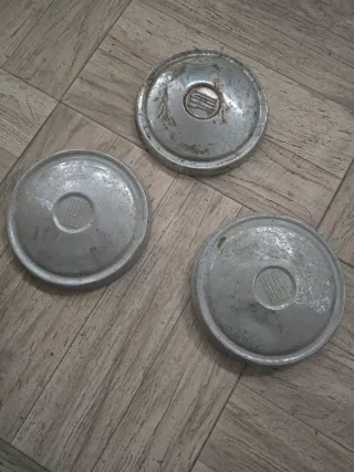 Tapacubos Seat 600 (3 unidades)