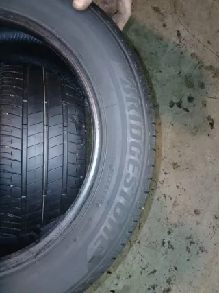 Neumáticos Bridgestone (4 unidades)