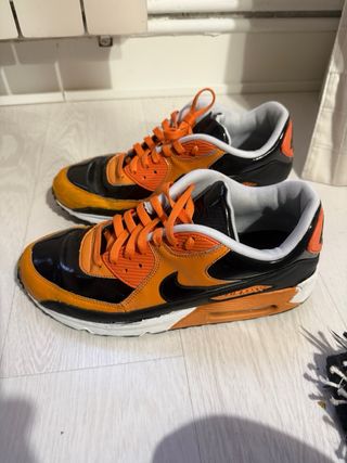 Nike Air Max 90 Negro Naranja