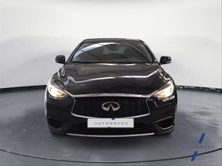 INFINITI Q30 1.5D PREMIUM