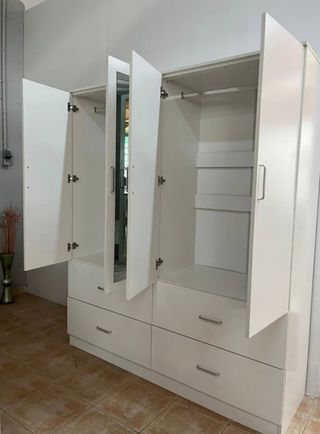 Armario 4 puertas con cajones y espejo