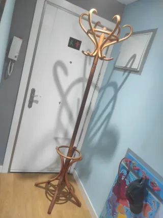 Paragüero y sombrerero inglés