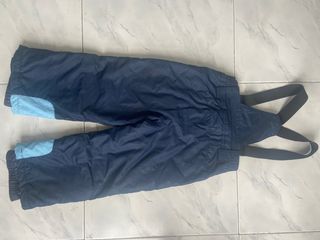 Pantaloncino da neve per bambini con bretelle