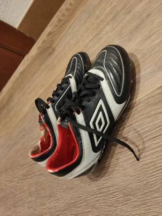 Scarpe da rugby/calcio Umbro Taglia 40