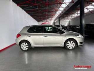 Toyota Auris 2008