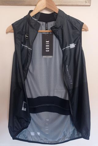 CHALECO GOBIK A ESTRENAR. PLUS 2.0 DARK COAL  2XL