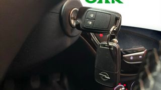 Opel Corsa 1.4 Selective 66 kW (90 CV)