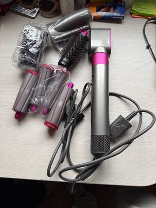 Secador y moldeador Dyson Airwrap con Accesorios