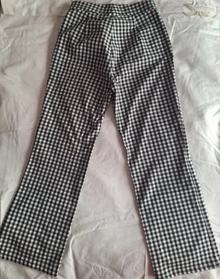 Pantalón cuadros blanco y negro