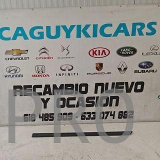 MOLDURA PUERTA TRASERA IZQUIERDA PEUGEOT 306 USADO