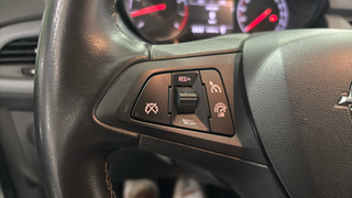 Opel Corsa 1.4 Selective 66 kW (90 CV)