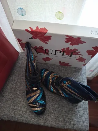 Botas militares lentejuelas azul y oro