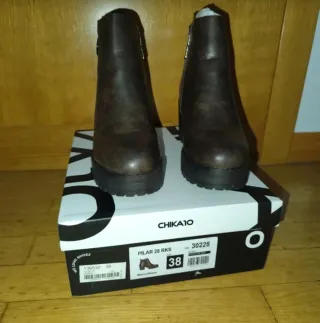 Botines Chika 10 Talla 38 Marrón