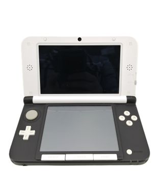 Nintendo 3DS XL Pikachu Ed. Amarilla