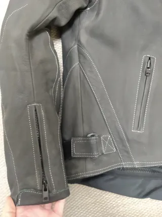 Chaqueta de moto A ESTRENAR (S)