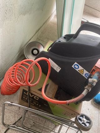 Compresor Abac 1.5 HP con filtro añadido