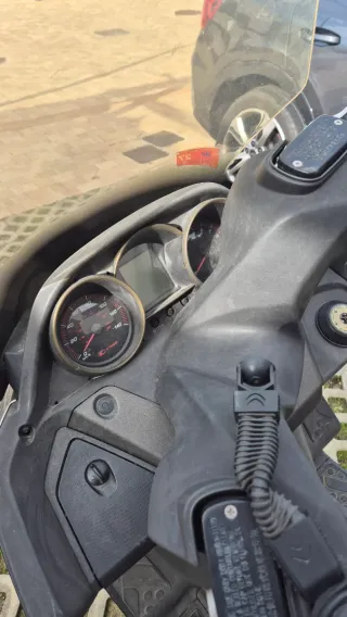 Kimco Superdink 300i ABS