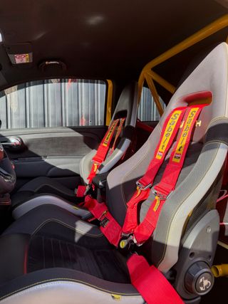 Abarth 500 Abarth 500 595 Competizione 1.4 16v T-Jet 132kW E6