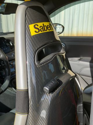 Abarth 500 Abarth 500 595 Competizione 1.4 16v T-Jet 132kW E6