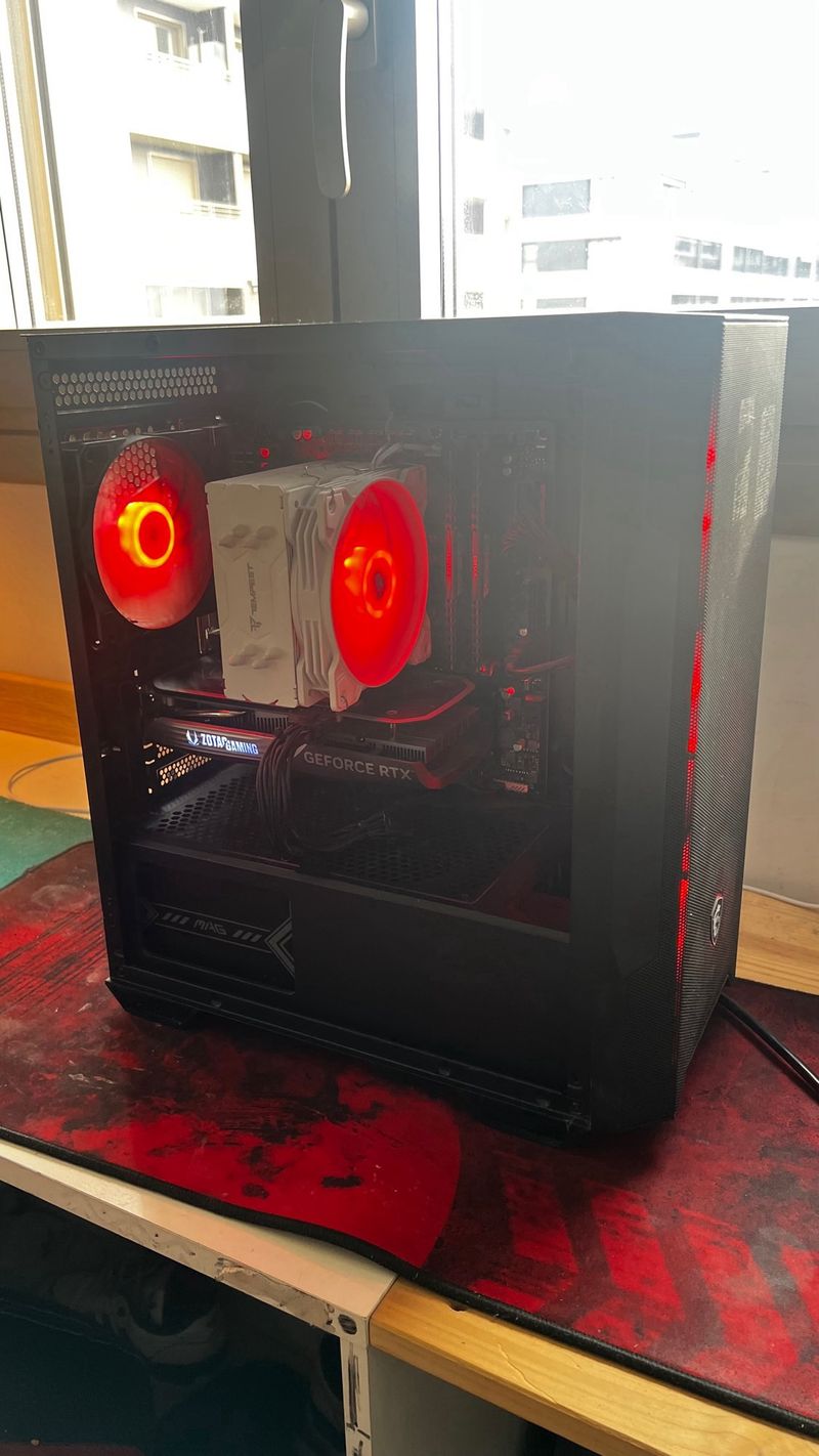 PC Gaming Negro y Morado Montado afbeelding 3