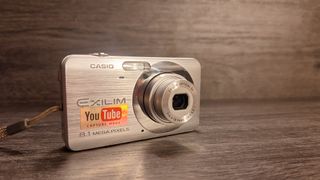 Cámara Casio Exilim EX-Z80 8.1 MP