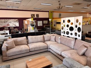 Rinconera Beige con Cojines