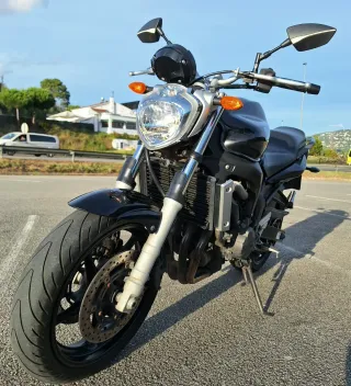 YAMAHA FZ6 FAZER 600