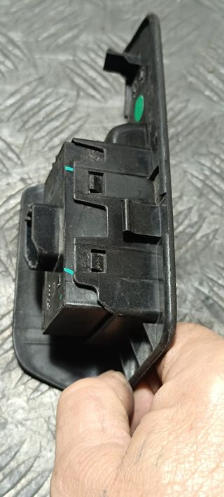 Mando Elevalunas Trasero Izq. Opel Meriva B