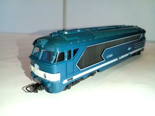 Tren H0 Locomotora y Vagones