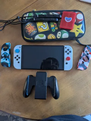 Nintendo Switch OLED Blanca + Accesorios