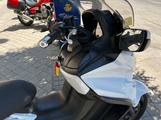 Suzuki Burgman 650 executive