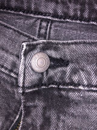 Pantalón Levi's 502 W33 L30 negro/gris