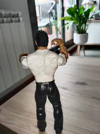 Figura de Acción Deuce