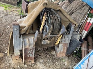 Brazo excavadora KONATZU SK 714