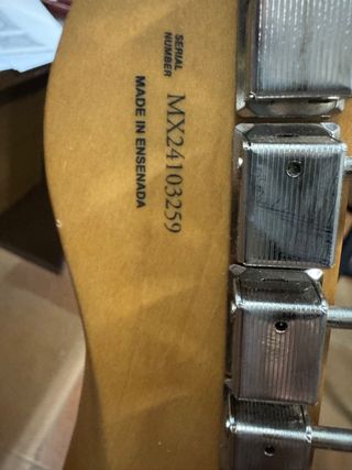 Guitarra Eléctrica Fender Sunburst