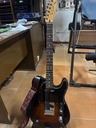 Guitarra Eléctrica Fender Sunburst