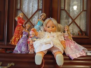 4 Muñecas Barbie Estilo Princesa