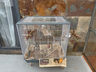 Jaula grande para pájaros