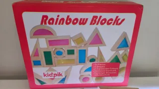 Bloques de madera traslúcidos para mesa de luz