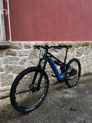 Bicicleta eléctrica Mondraker Crafty R (2023)