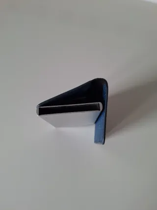 Cartera Slim con protección anti robo tarjetas