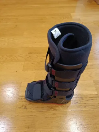 Bota Ortopédica Walker alta talla M