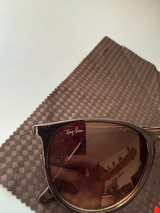 Ray-Ban RB4171 – Erika