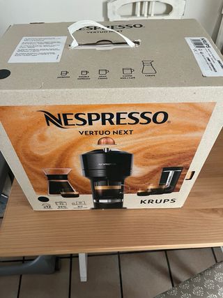 Cafetera Nespresso Vertuo Next Precintada