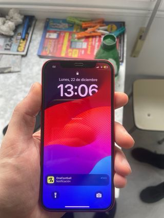 iPhone 12 Rojo 64GB