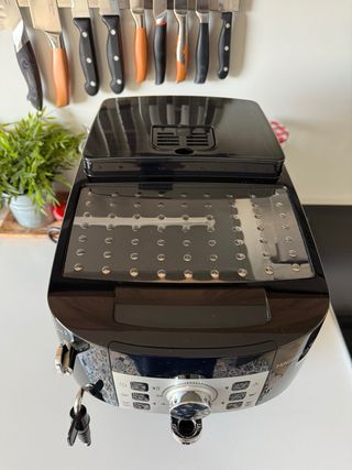 Cafetera Delonghi Magnifica S Automática